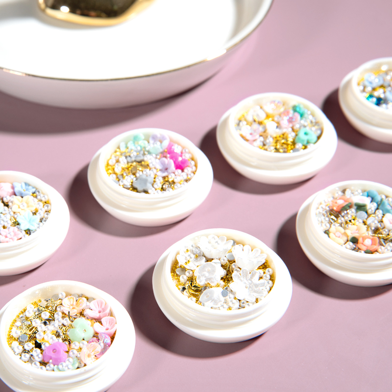 Mobray DIY 3d Nail Art Shell Цветочное украшение Профессиональный салон ногтей оптом